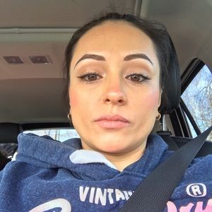 Meet your Posher, Katrina